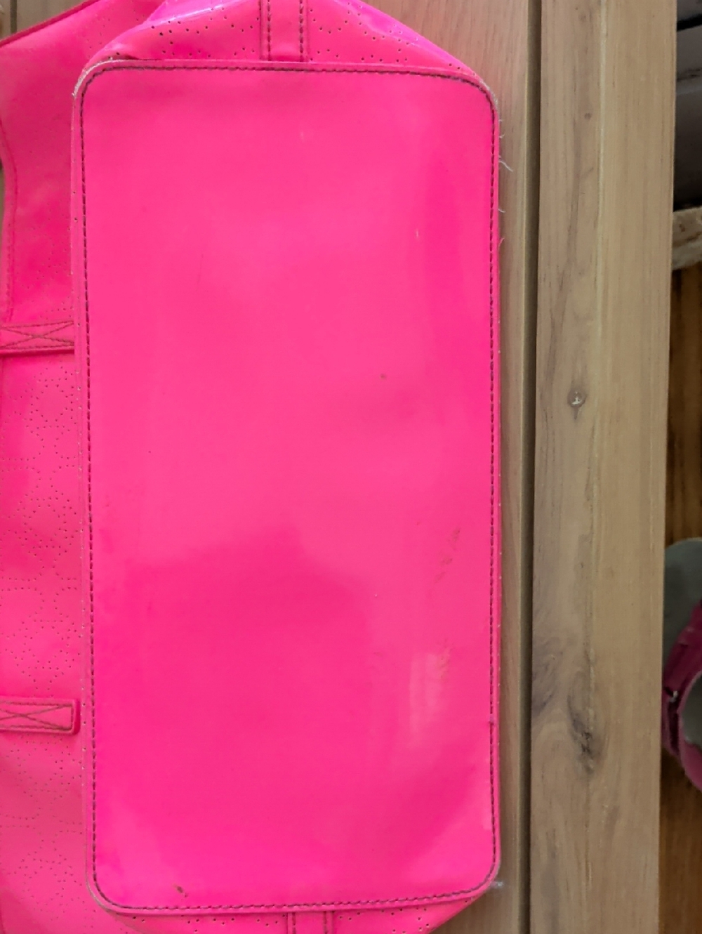 Kate Spade Molly bikini Dot patent Tote In neon Hot pink - Picture 6 of 12